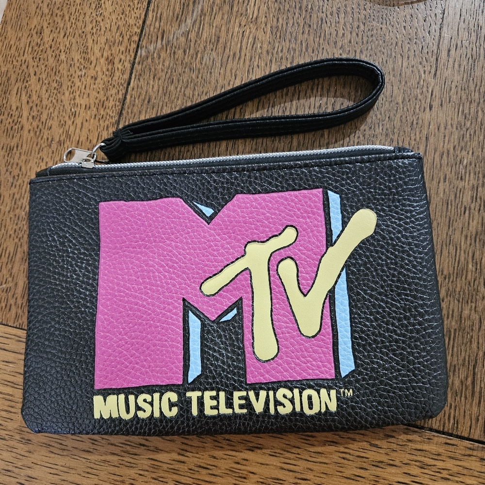 Wristlet MTV Music Television W/strap